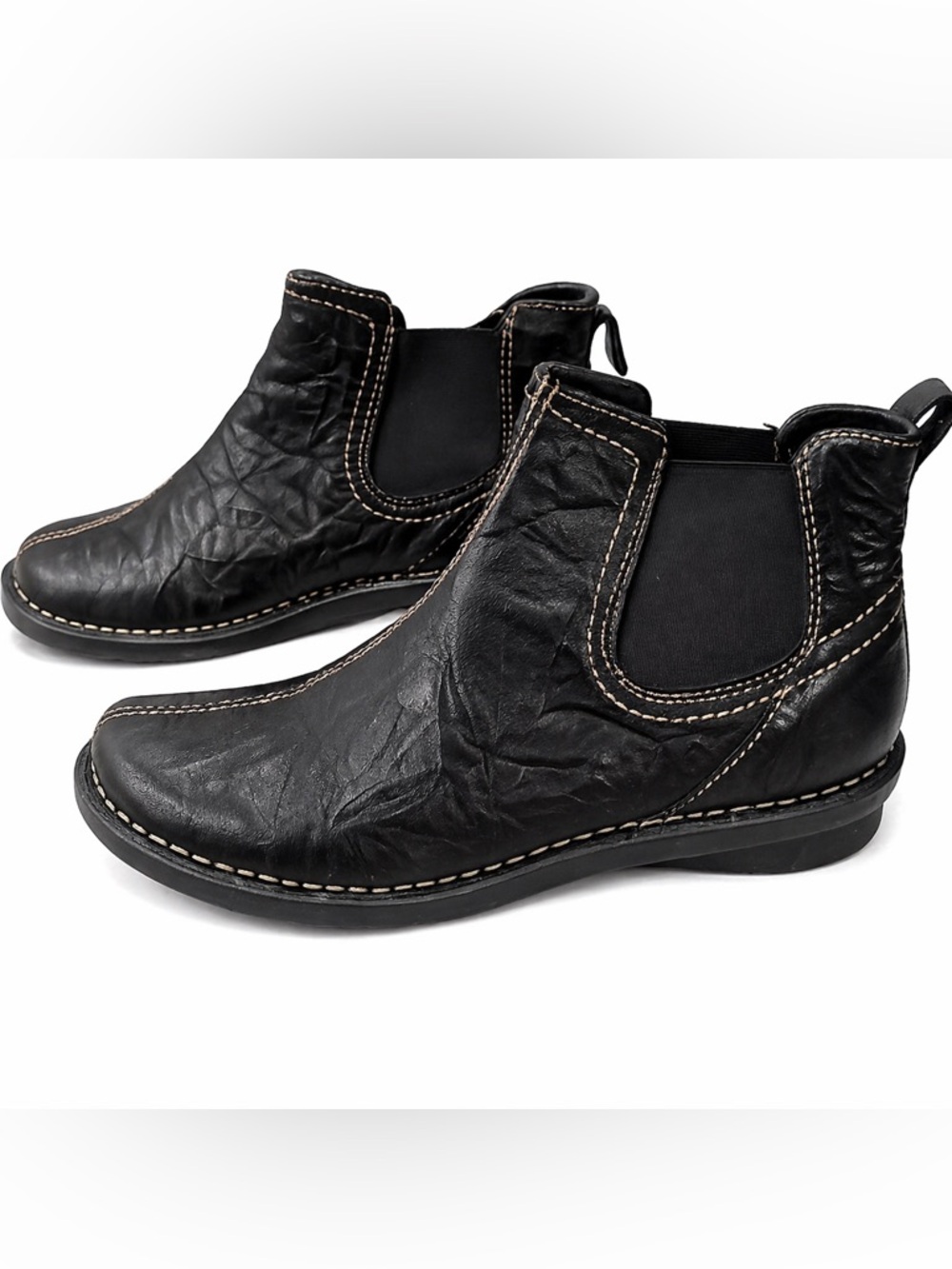 Slip-On Leather Clarks Chelsea Boots- Size 8